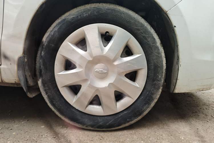 Used Chevrolet Sail 2011 Sedan 1.4L Manual Happiness Edition