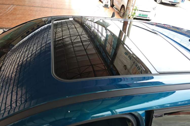 Used ORA Good Cat 2023 401 km Standard Range Comfort Version Lithium Iron Phosphate
