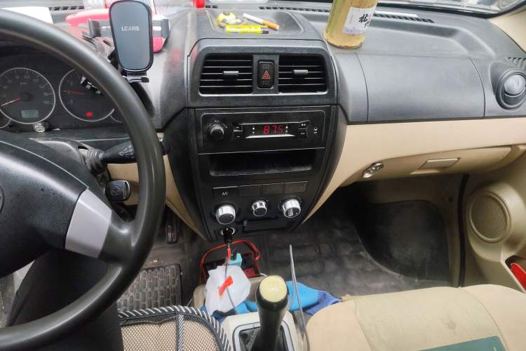 Used Dongfeng Xiaokang C36 2016 1.5L Base Version Ⅱ DK15-06 Audio And AC Panel