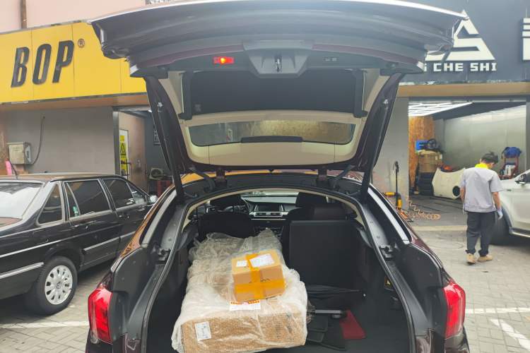 Used BMW 5 Series GT 2014 528i Luxury Edition