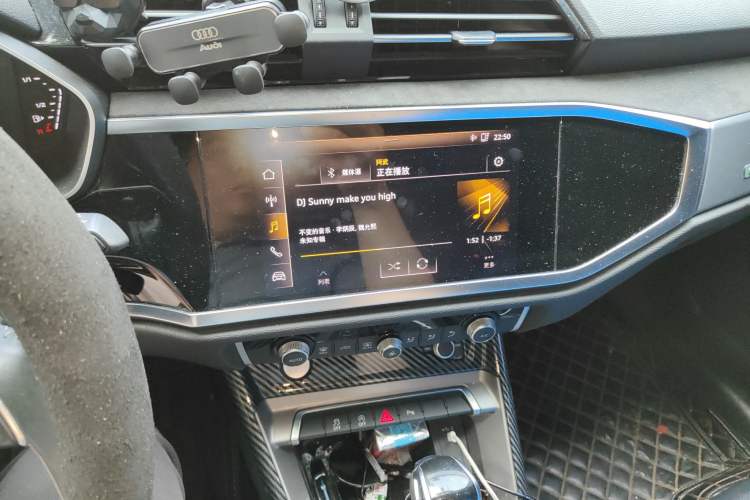 Used Audi Q3 2019 40 TFSI Fashion Dynamic Model
