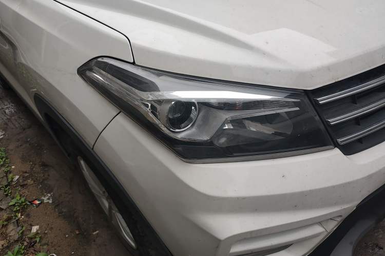 Used Dongfeng Fengon S560 2019 1.8L Manual Urban Model Right Front Headlight