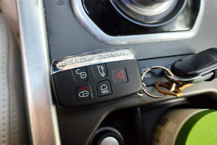 Used Land Rover Range Rover Evoque 2014 2.0T 5-Door Luxury Edition