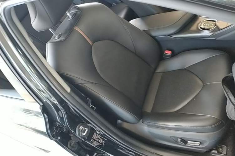 Used Toyota Camry 2021 2.0G Luxury Edition