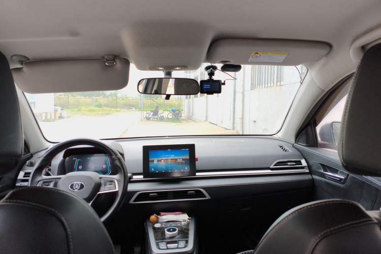 Used BYD e2 2019 Standard Range Model – Smart & Comfortable Version Headliner