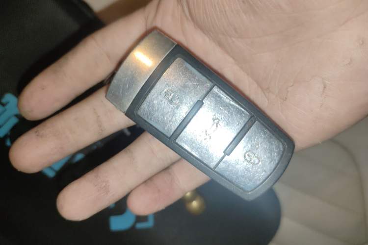 Used Volkswagen Magotan 2013 1.8TSI Luxury Model Vehicle Key