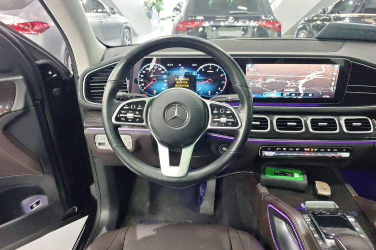 Used Mercedes-Benz GLE 2021 GLE 350 4MATIC Stylish Model Steering Wheel