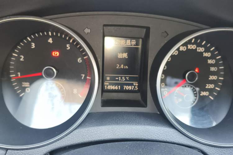 Used Volkswagen Golf 2012 1.4TSI Automatic Luxury Edition
