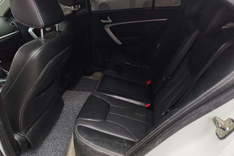 Used Geely Auto Emgrand 2016 Sedan 1.5L Manual Upward Edition