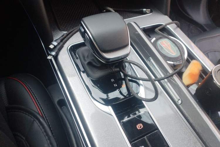 Used Hongqi HS7 PHEV 2025 Model 2.0T PHEV Four-Wheel Drive 2 Million Units Commemorative Edition 6-Seater