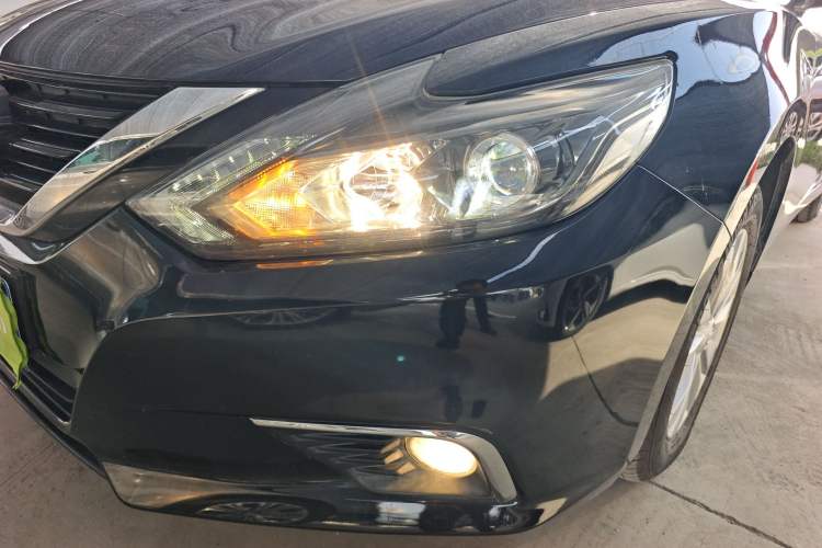 Used Nissan Teana 2018 2.0L XL Smart Upgrade Edition Left Front Headlight