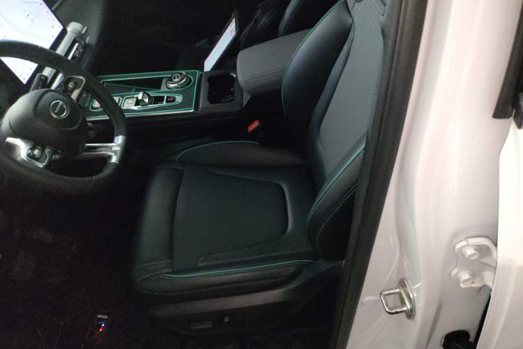 Used GAC Trumpchi EMKOO 2022 1.5T Supernova Pro Edition
