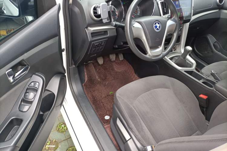 Used Venucia T70 2016 1.6L Manual Ruixing Edition Driver Seat