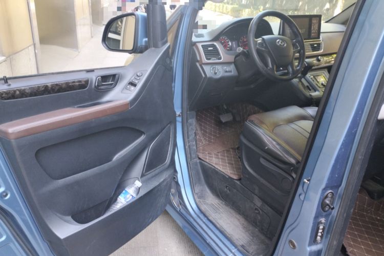 Used SAIC MAXUS G10 2016 2.0T Automatic Luxury Executive Edition