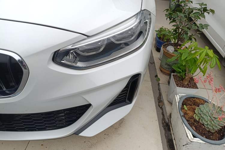 Used BMW 1 Series 2019 118i M Sport Package Left Front Headlight