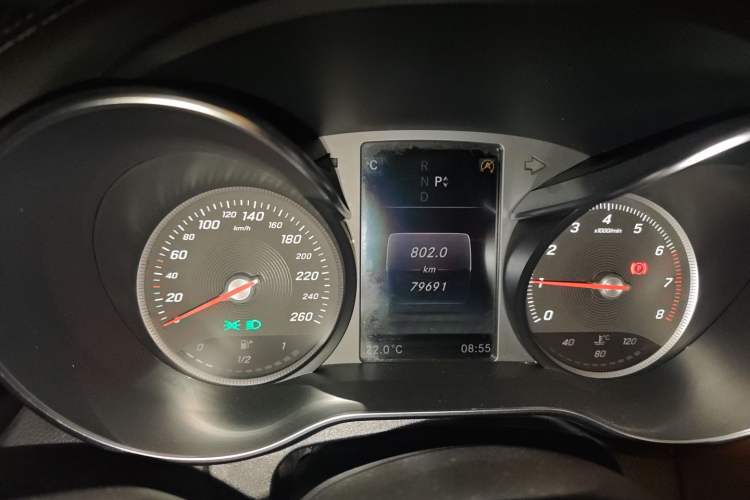 Used Mercedes-Benz C-Class 2016 C 200 L Sport Edition Instrument Cluster