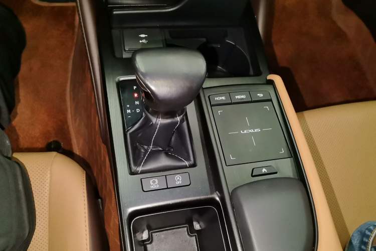 Used Lexus ES 2020 200 Excellence Edition
