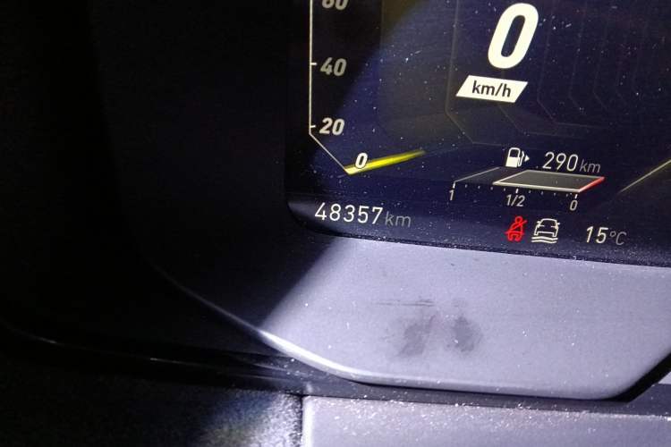 Used Lynk & Co 02 Hatchback 2021 2.0TD Halo Driving Control Kit Edition Odometer Close Up