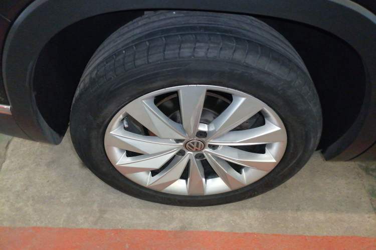 Used Volkswagen Tayron 2020 330TSI Two-Wheel Drive Luxury Connected Pro Edition
