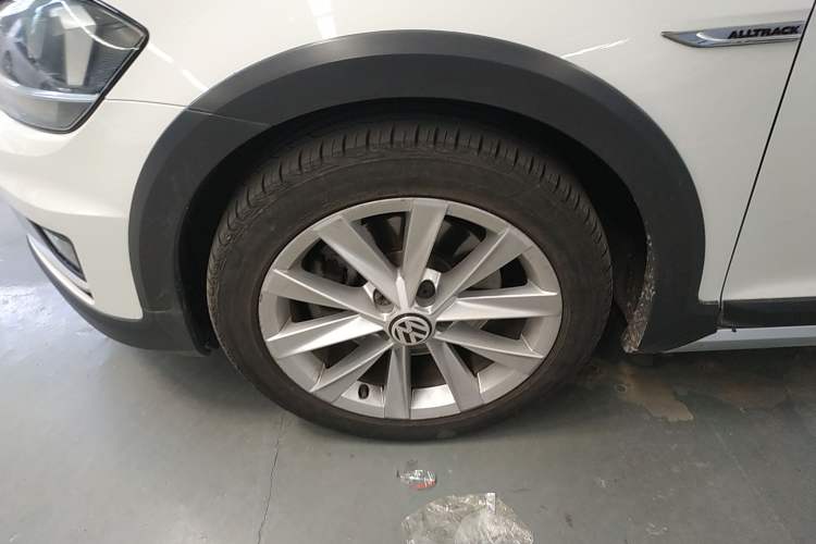 Used Volkswagen Golf 2019 1.8TSI Travel Edition