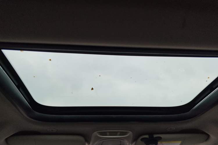 Used MINI 2016 1.5T COOPER Avant-Garde Headliner