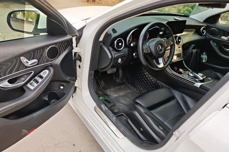 Used Mercedes-Benz C-Class 2015 Restyled C 180 L Sport Edition