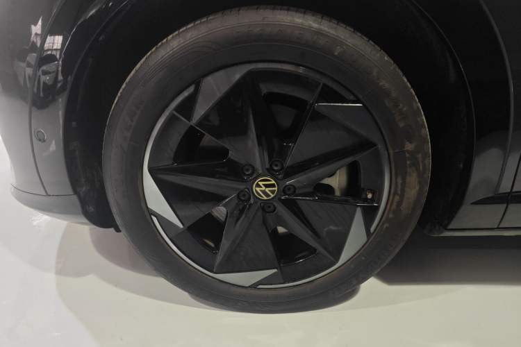 Used Volkswagen ID.UNYX 2024 Revised Pro Long-Range Version
