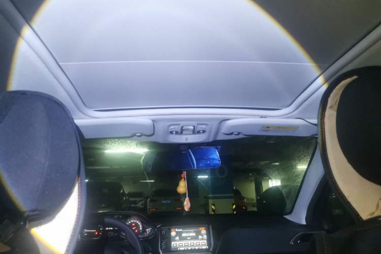 Used Peugeot 2008 2014 1.6L Automatic Fashion Edition Headliner