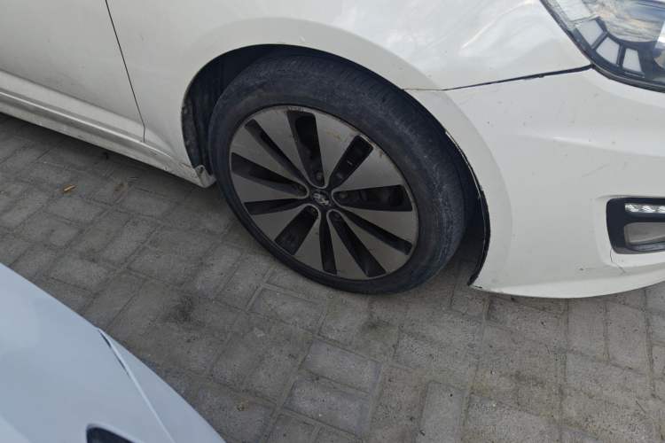 Used Kia K5 2012 2.0L Automatic DLX
