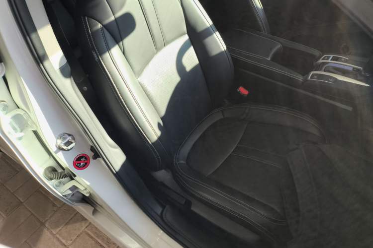 Used Honda Civic 2016 220TURBO CVT Luxury Edition