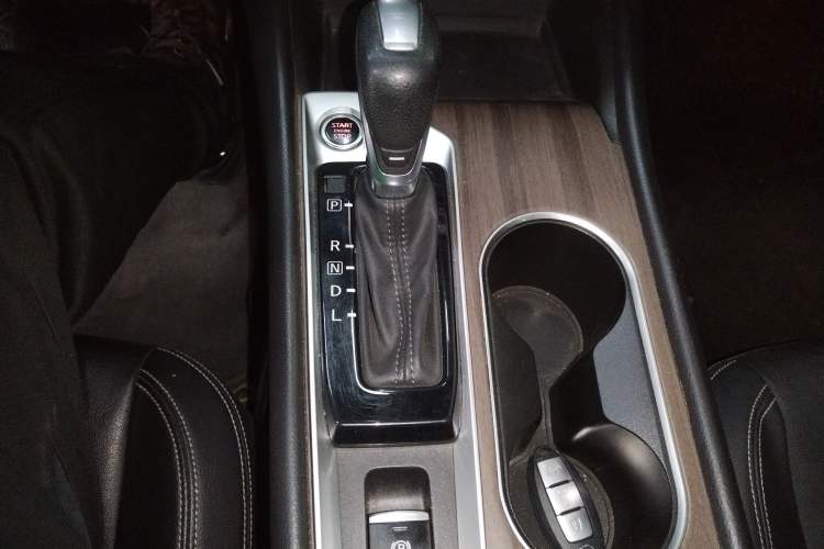 Used Nissan Teana 2021 2.0L XL Comfort Edition Gear Lever
