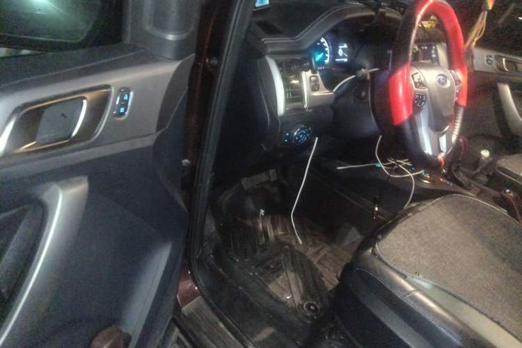 Used Ford Everest 2017 2.0T Gasoline Automatic 4x4 Luxury Edition 5 Seats