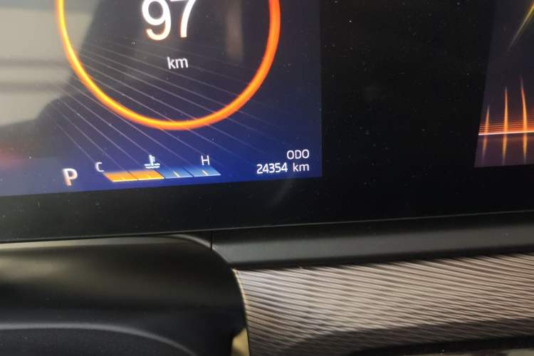 Used SOL QX 2021 300T DCT Deluxe Smart Connectivity Version