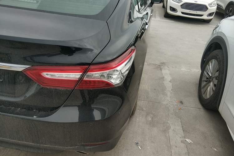 Used Toyota Camry 2019 2.0G Luxury Edition China VI Standard
