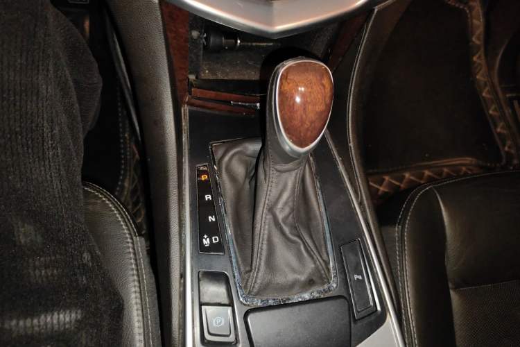 Used Cadillac SRX 2013 3.0L Leading Model