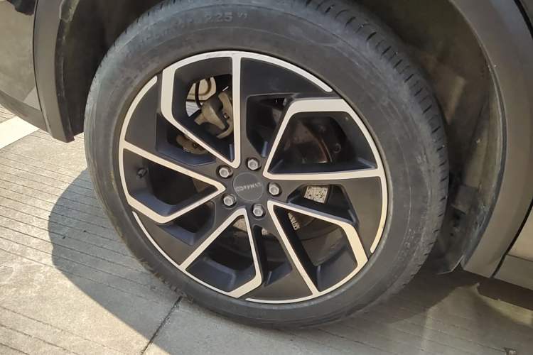 Used Lynk & Co 01 2023 1.5TD EM-F PM Exterior 5