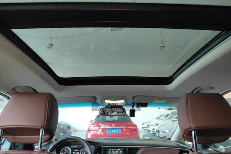 Used Buick GL6 2019 18T 6-Seater Connected Luxury Version China VI Standard