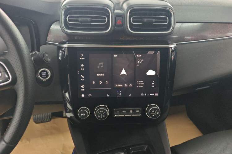 Used Lynk & Co 02 2018 1.5T DCT Two-Wheel Drive Pro Version China V Emission Standard
