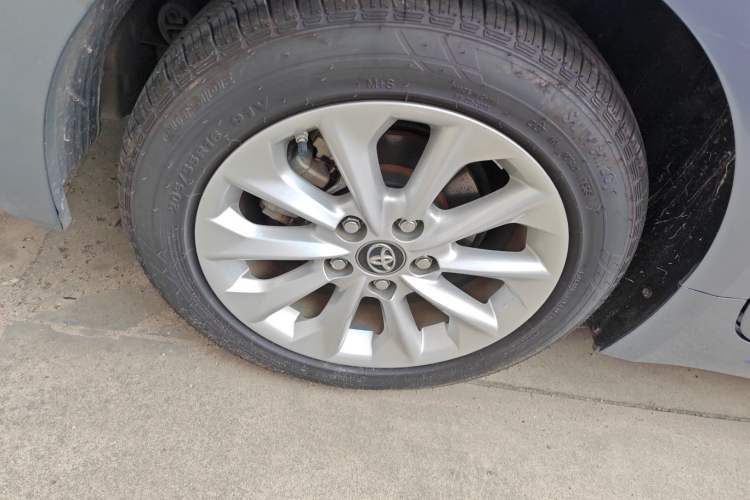 Used Toyota Corolla 2021 Dual-Motor 1.8L E-CVT Elite Edition