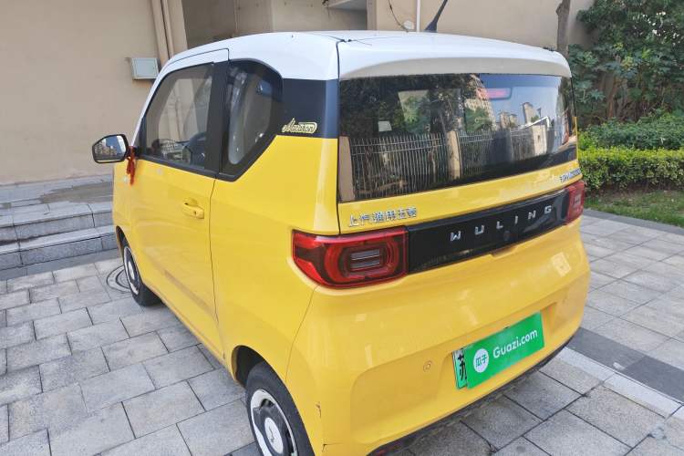Used Wuling Hongguang MINIEV 2021 Macaron Premium Model – Lithium Iron Phosphate
