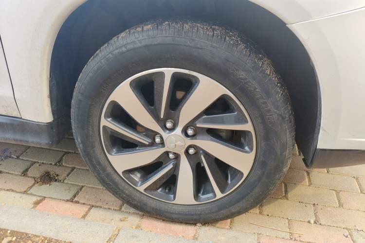 Used Mitsubishi ASX 2016 2.0L CVT Two-Wheel Drive Navigation Edition
