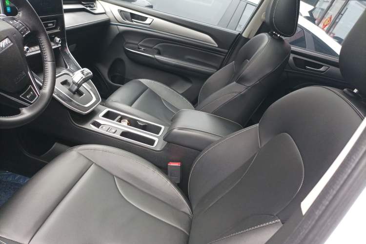 Used Haval M6 2021 PLUS 1.5T DCT Luxury Smart Connectivity Model