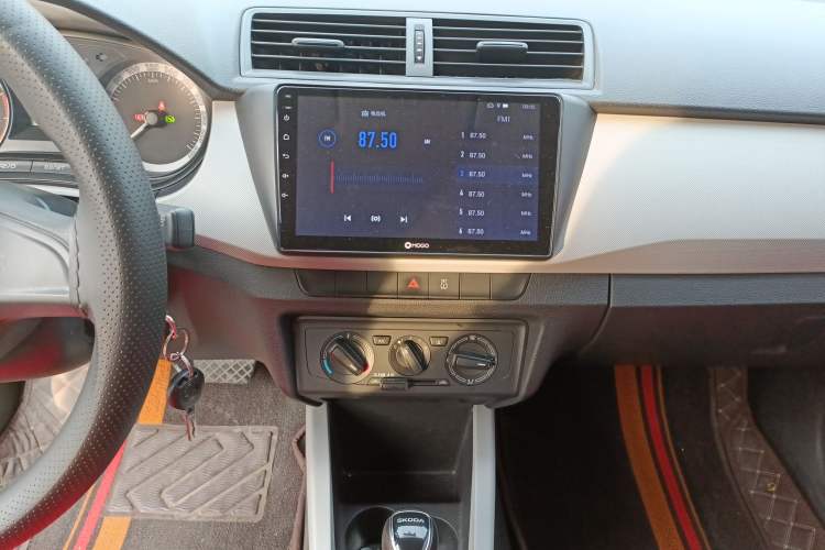 Used Skoda Fabia 2017 1.4L Automatic Car Enjoy Edition
