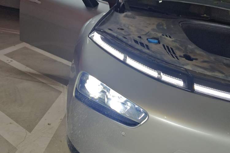 Used XPeng P7 2020 586N Right Front Headlight