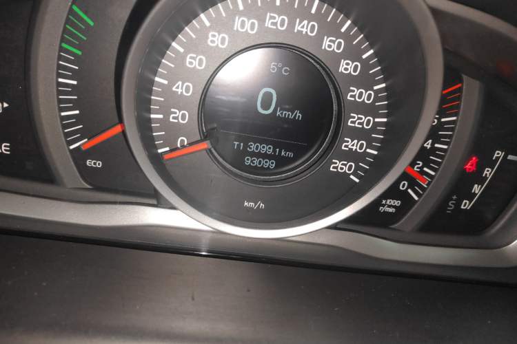 Used Volvo XC60 2017 T5 AWD Smart Upgrade Edition