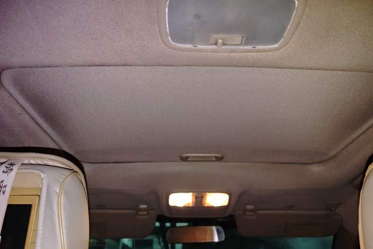 Used Hyundai Celesta 2011 1.6L Manual Luxury Model
