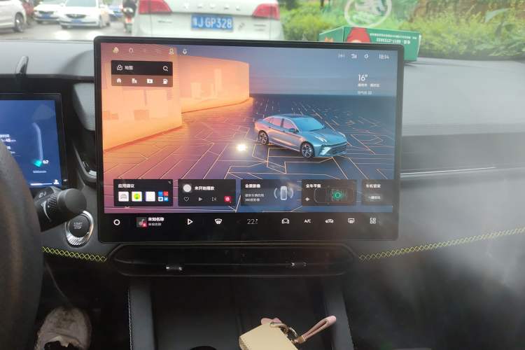 Used Lynk & Co 03 2025 1.5TD DCT Champion Edition Pro Audio And AC Panel