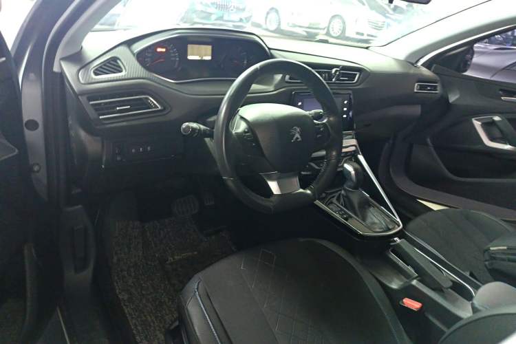 Used Peugeot 308 2016 230THP Automatic Luxury Edition