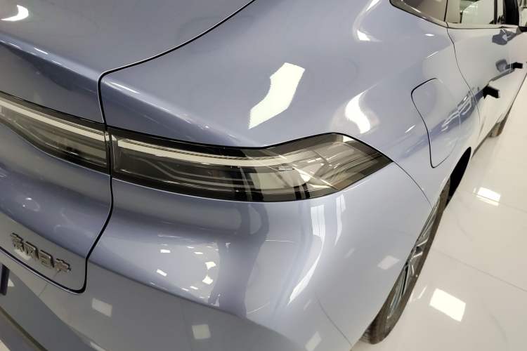 Used Nissan N6 2026 Model 180 Max Right Rear Taillight