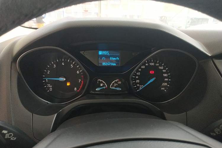 Used Ford Focus 2018 Hatchback Classic 1.6L Automatic Trendy SmartDrive Edition
